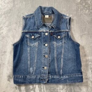 Levis Womens Jean Vest Size Medium Wash Denim Trucker Blue Button Front